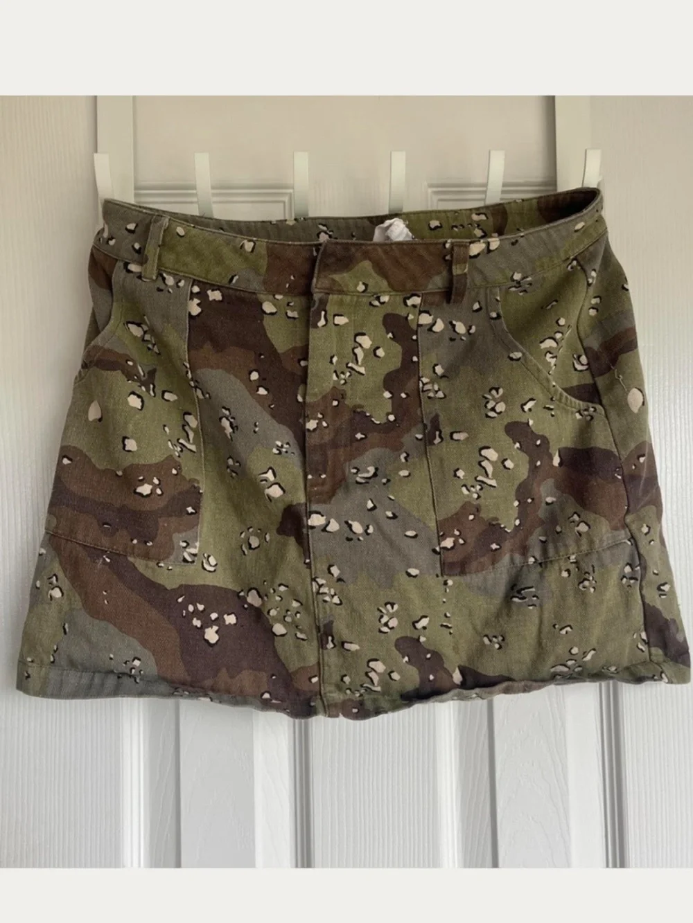 Camo Utility Mini Skirt - Olive & Brown - Picture 2 of 8